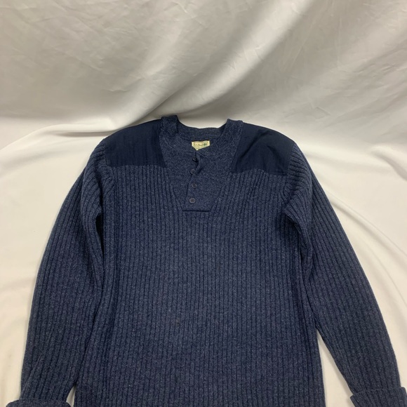 L L Bean wool pullover sweater size Large - Picture 3 of 4